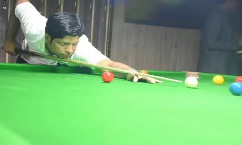 Mohammad Sajjad exits snooker worlds after defeat in last-16
